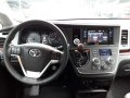 2016 Toyota Sienna Premium Top of the line-2