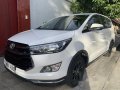 Selling White Toyota Innova 2019 at 2000 km-1