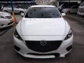 White Mazda 3 2016 at 44000 km for sale -8