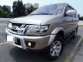 Sell Beige 2016 Isuzu Crosswind Automatic Diesel at 36000 km -12