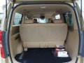 Hyundai Grand Starex 2010 at 42000 km for sale-5