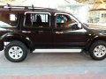 Black Ford Everest 2009 at 32000 km for sale-4