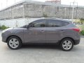 Selling Grey Hyundai Tucson 2012 in Quezon City -9