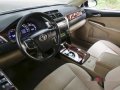 Sell White 2012 Toyota Camry in Quezon City-3