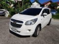 White Chevrolet Spin 2015 for sale in Rizall-4