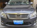 Selling Toyota Innova 2014 in Makati-7