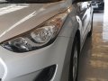 Sell 2012 Hyundai Elantra in Manila-5