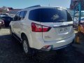 Sell 2016 Isuzu Mu-X in Cainta-4