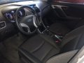 Sell 2012 Hyundai Elantra in Quezon City-1