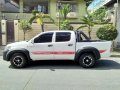 Toyota Hilux 2013 for sale in Quezon City-4