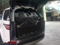Sell 2019 Land Rover Discovery in Quezon City-3