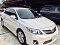 Pearl White Toyota Corolla Altis 2012 for sale in Mandaue-6