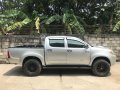 Sell 2005 Toyota Hilux in Cebu City-2