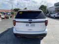 Selling Pearl White Ford Explorer 2016 in Pasig-1