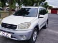 Toyota Rav4 2005 for sale in Manila-9