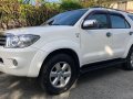 Toyota Fortuner 2011 for sale in Quezon City-9