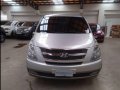 Selling Hyundai Grand Starex 2010 Van in Cebu City-3