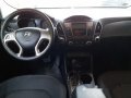 Selling Hyundai Tucson 2011 in Parañaque-4