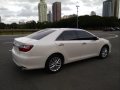 Pearl White Toyota Camry 2016 for sale in Manila-6