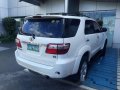 White Toyota Fortuner 2010 for sale in Manual-1