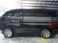 Selling Toyota Hiace 2017 in Manila-3