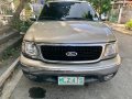 2000 Ford Expedition XLT 4x2 AT-5