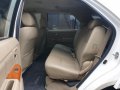 Toyota Fortuner G 2010 Gas Automatic-11