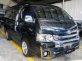 Selling Toyota Hiace 2017 in Manila-8