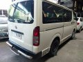 Selling White Toyota Hiace 2016 in Quezon City-1