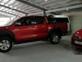 Selling Red Toyota Hilux 2017 in Makati-2
