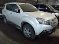 White Isuzu Mu-X 2017 for sale in Quezon City-5