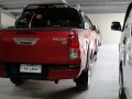 Selling Red Toyota Hilux 2017 in Makati-5