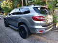 Selling Ford Everest 2016 in Pasig -1
