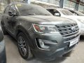 Selling Grey Ford Explorer 2017 in Quezon City-3