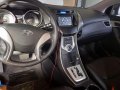 Hyundai Elantra 2012 for sale in Manila -4