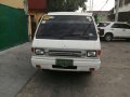 Selling White Mitsubishi L300 2013 in Quezon City-2