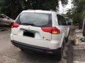 Selling Pearl White Mitsubishi Montero Sport 2013 in Parañaque-5