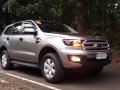Silver Ford Everest 2018 for sale in Manual-3