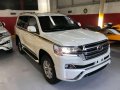 Sell 2019 Toyota Land Cruiser in Pasig-2