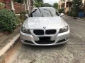 Pearlwhite Bmw 3-Series 2012 for sale in Automatic-4