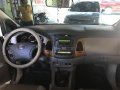 Selling Grayblack Toyota Innova 2009 in Lapu-Lapu-3