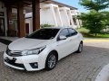 2017 Toyota Corolla Altis 1.6 V Pearl White-0