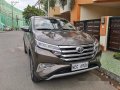 Selling Brown Toyota Rush 2018 in Manila-9