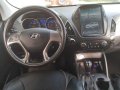 Silver Hyundai Tucson 2014 for sale in Automatic-9