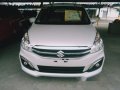 Selling White Suzuki Ertiga 2017 in Parañaque-5