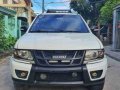 Sell White 2016 Isuzu Crosswind in Manila-2