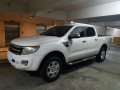 Selling White Ford Ranger 2014 in Mandaluyong-4