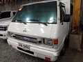 White Mitsubishi L300 2015 for sale in Manual-3