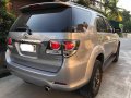 Selling Silver Toyota Fortuner 2015 in Manila-6