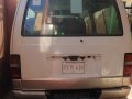 White Nissan Urvan 2000 for sale in Manual-3